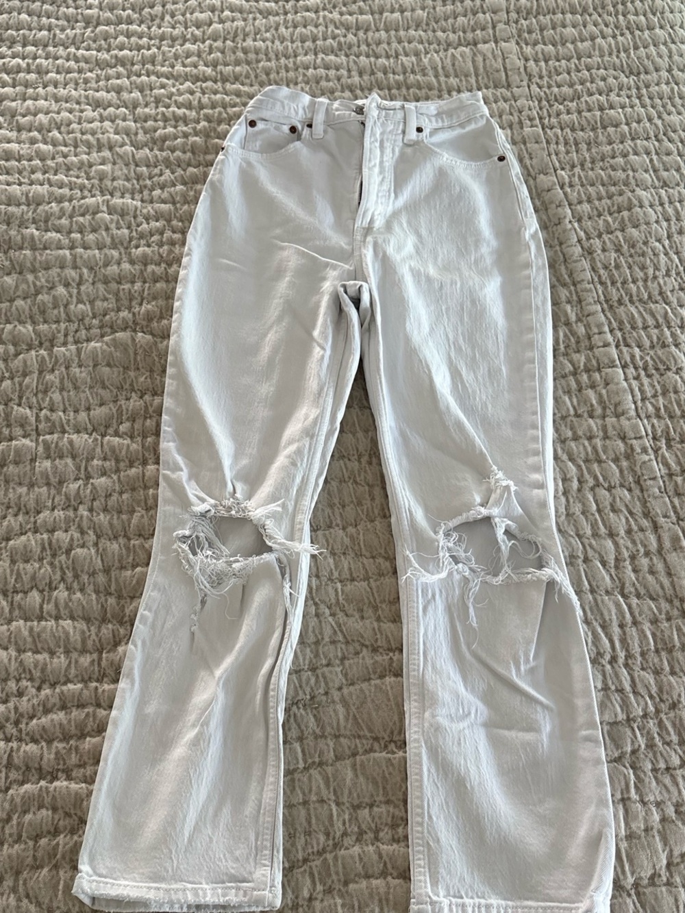 Abercrombie & Fitch White Distressed Straight-Leg Jeans